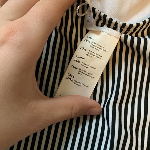 NWOT Women's Juniors Cupshe Striped Lace Deep V-neck High Cut One Piece Swimsuit - Picture 9 of 10